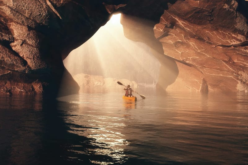 photo coaching kayak dans grotte